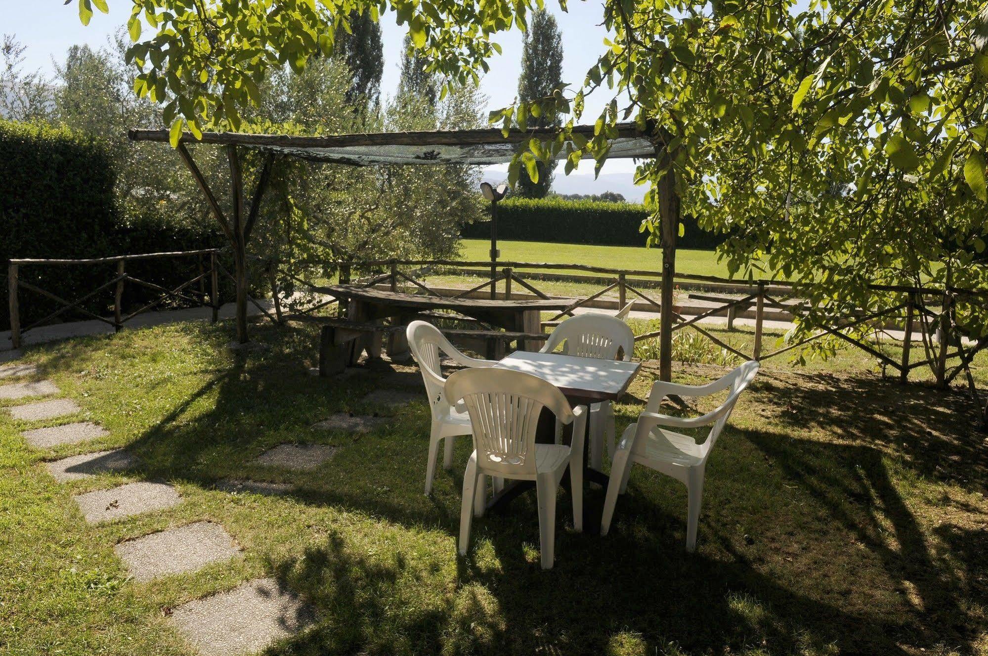 Agriturismo La Mora Assisi Exterior foto