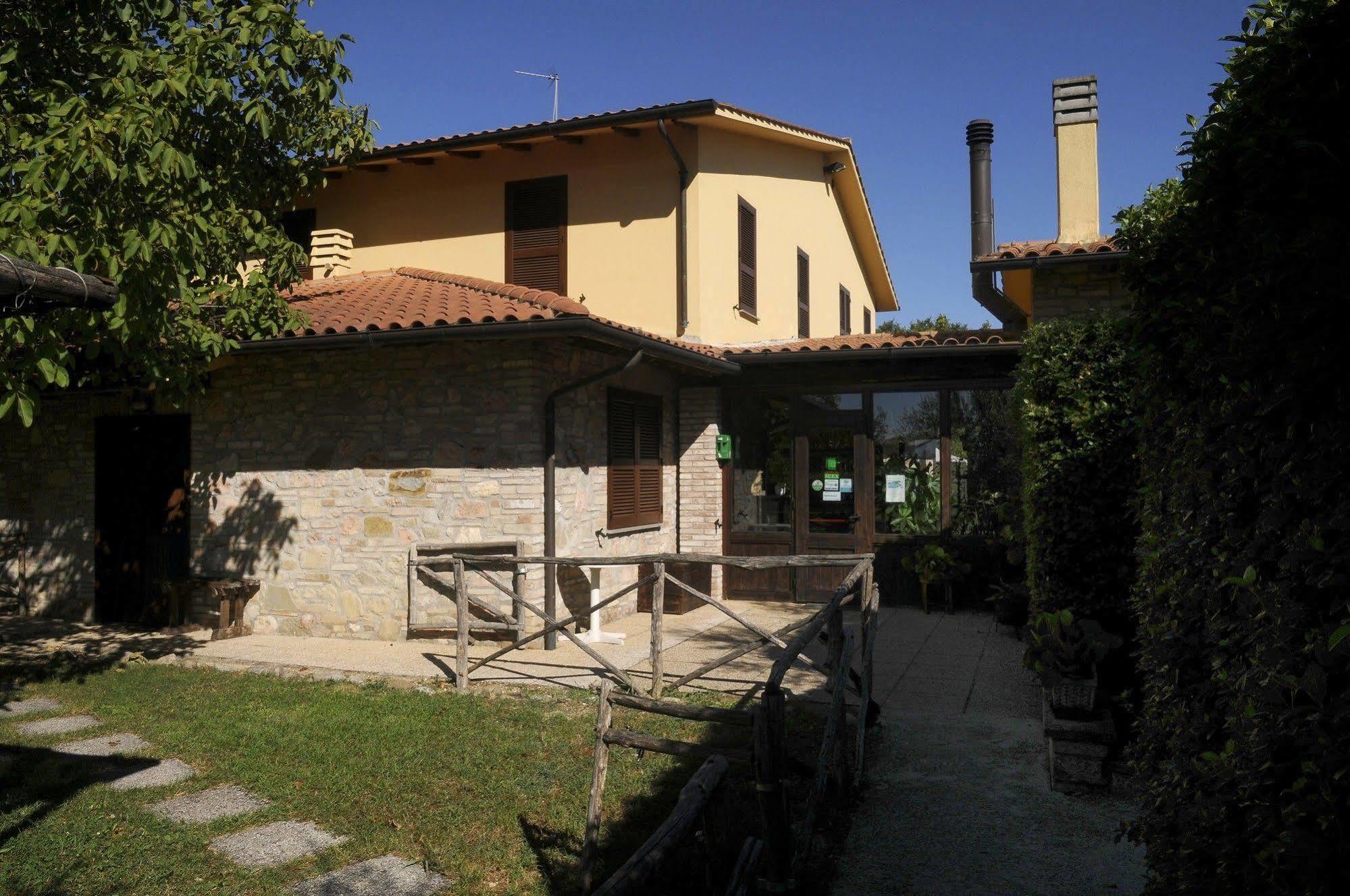 Agriturismo La Mora Assisi Exterior foto