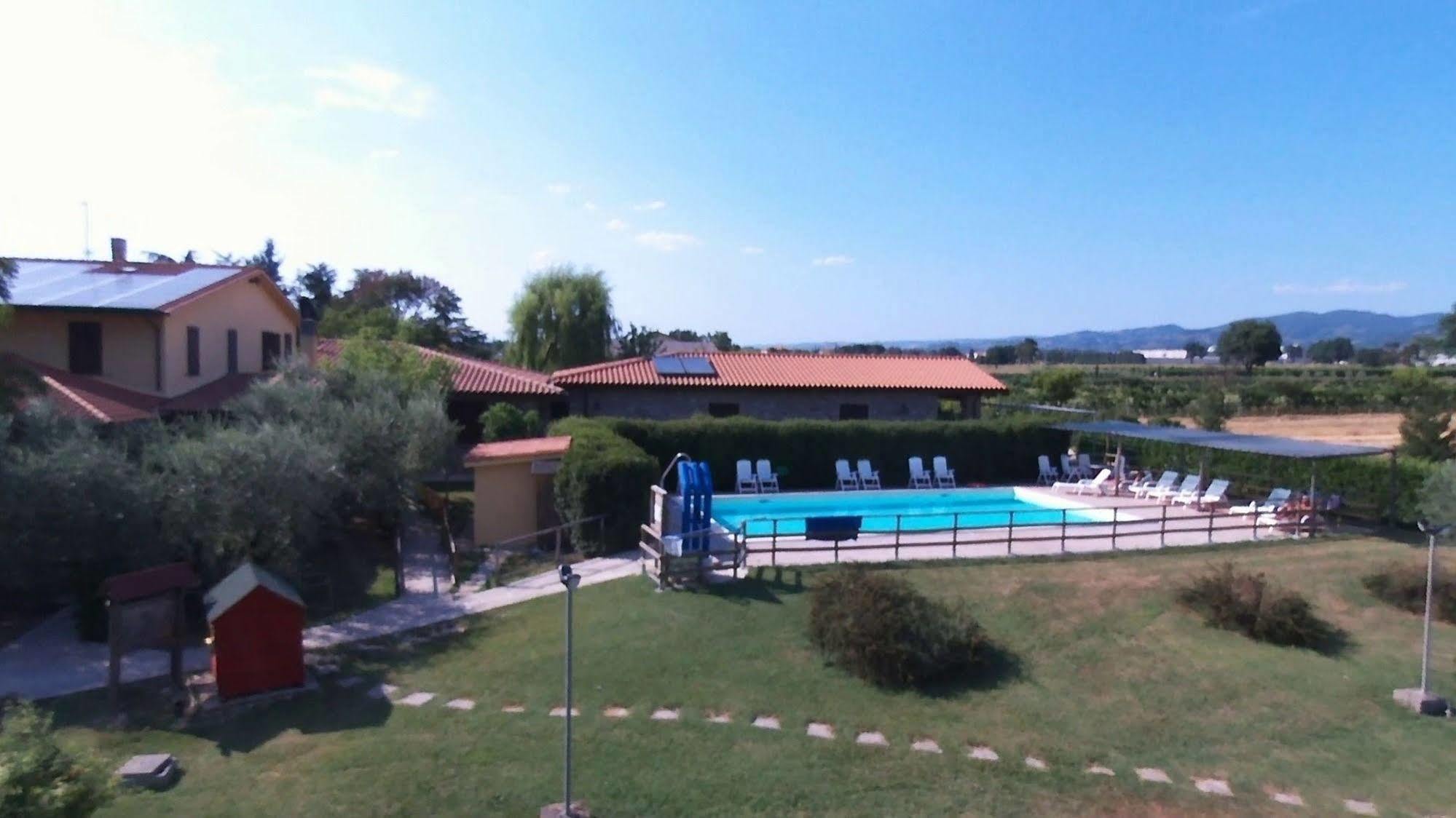 Agriturismo La Mora Assisi Exterior foto