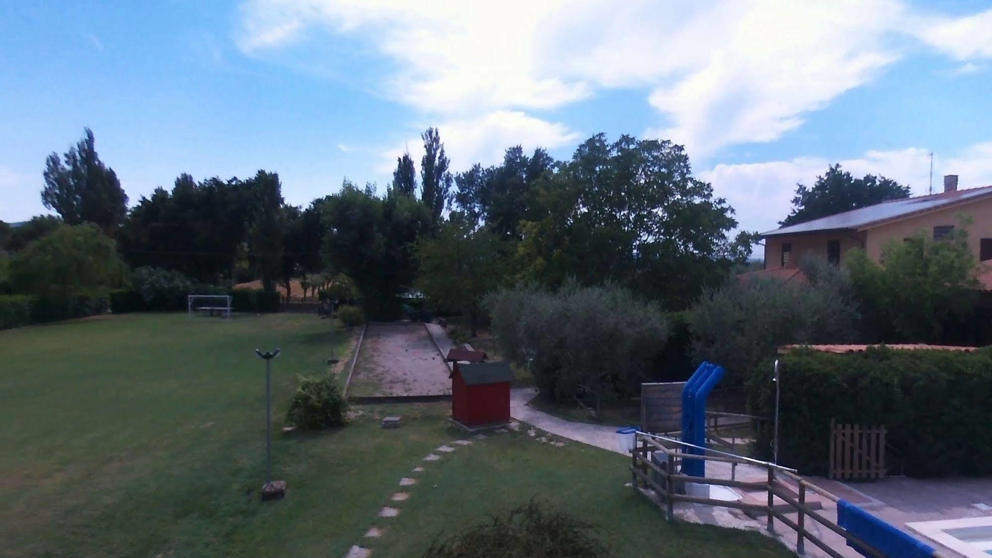 Agriturismo La Mora Assisi Exterior foto